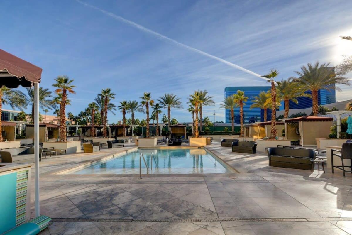 Mgm Signature-20-609 Strip View Jacuzzi Studio لاس فيغاس المظهر الخارجي الصورة